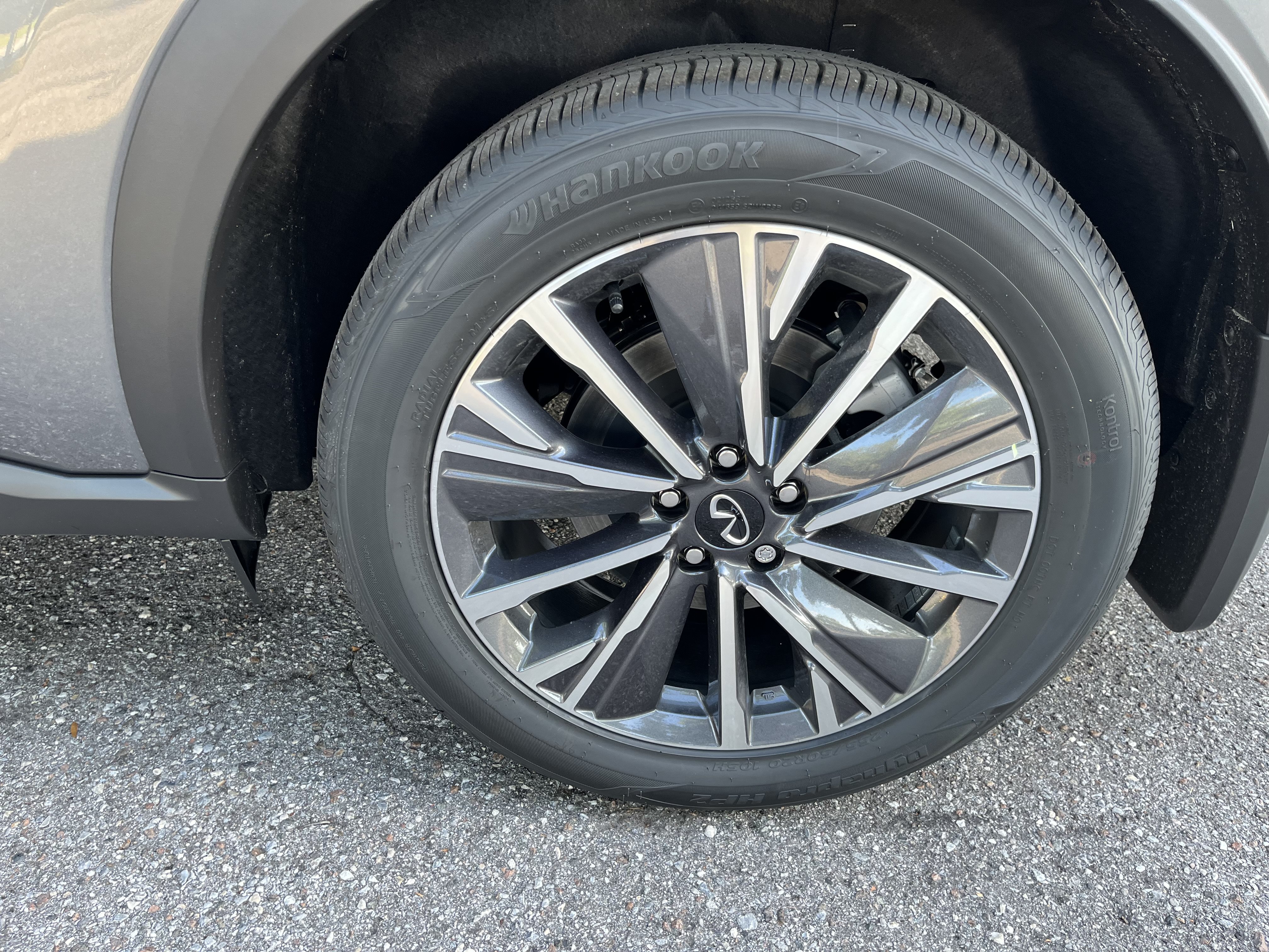 New 2027 INFINITI QX60 Luxe w/ Cargo Package FWD image 10