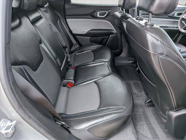 Used 2023 Jeep Compass Latitude AWD/4WD image 25