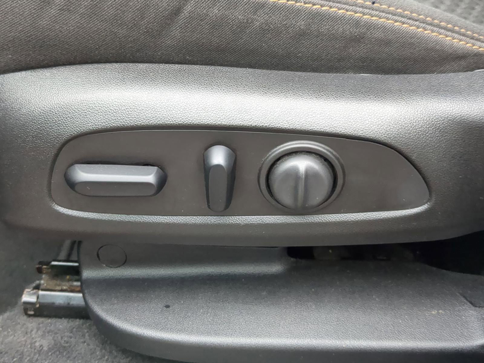 Used 2020 GMC Terrain SLE w/ Driver Convenience Package image 20