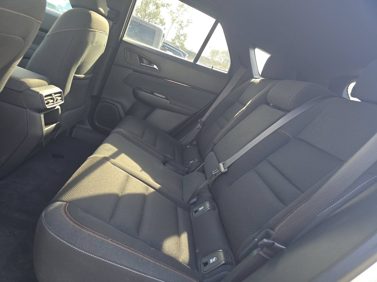 Used 2024 Honda Prologue EX image 11