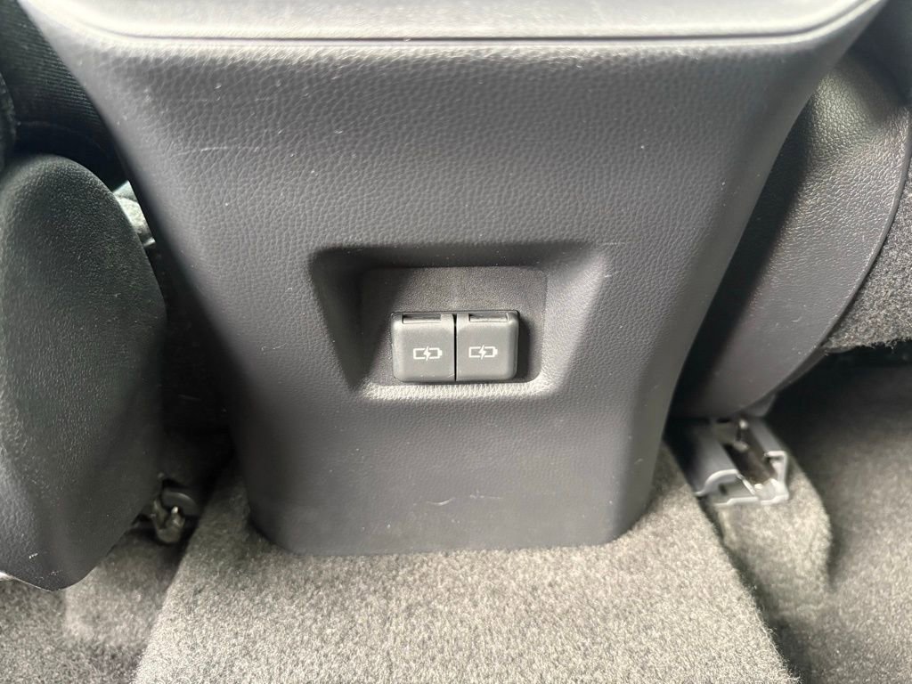 Used 2024 Toyota RAV4 XLE image 26