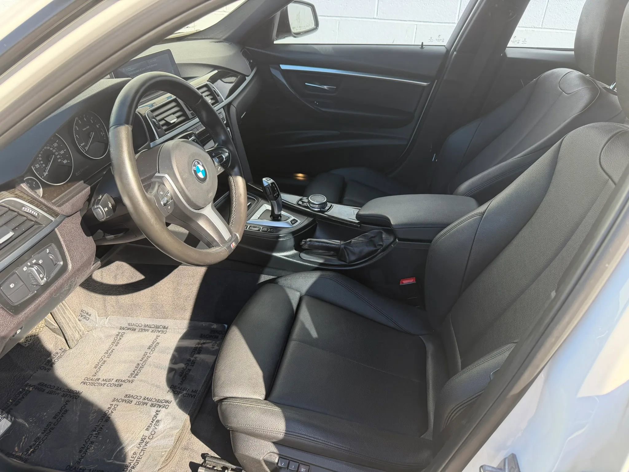 Used 2016 BMW 330e 330e Sedan 4D image 9