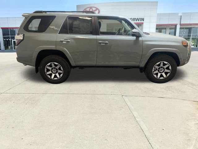 Used 2023 Toyota 4Runner TRD Off-Road Premium AWD/4WD image 3