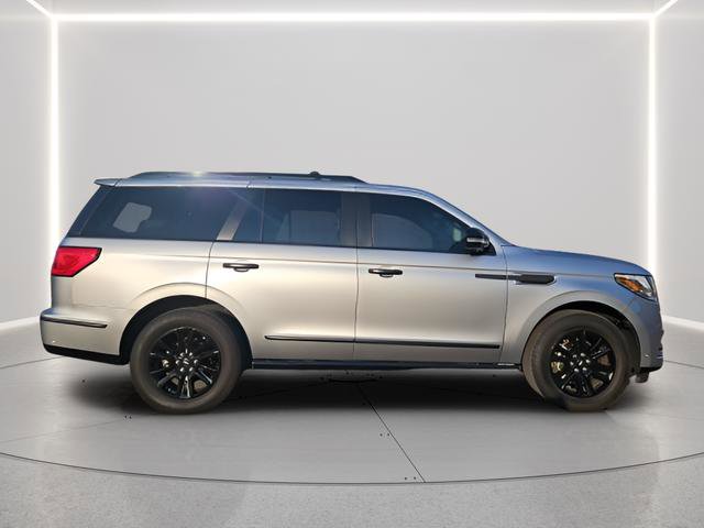 Used 2021 Lincoln Navigator Reserve w/ Luxury Package AWD/4WD image 6