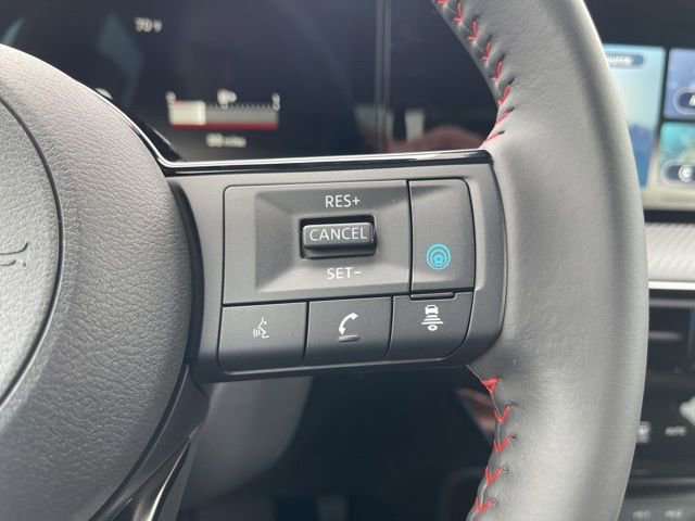 New 2025 Nissan Kicks SR image 31