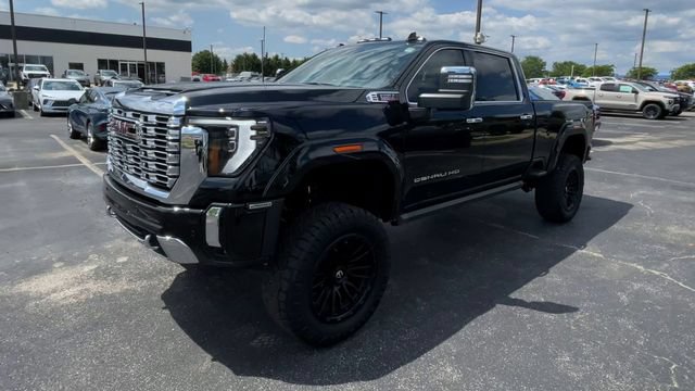 New 2026 GMC Sierra 2500 Denali w/ Denali Reserve Package AWD/4WD image 6