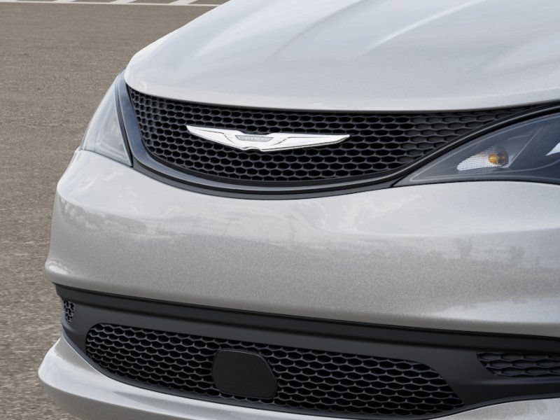 New 2026 Chrysler Voyager LX FWD image 11