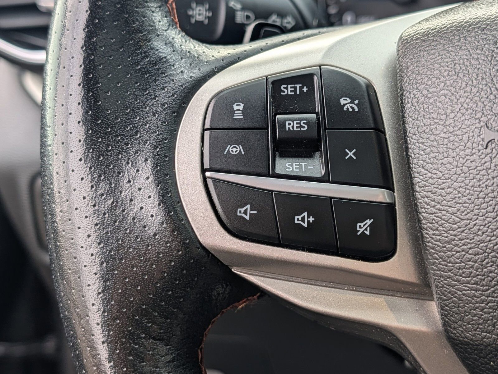 Used 2022 Ford Explorer Timberline image 33