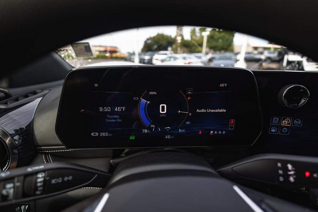 New 2025 Chevrolet Blazer EV LT w/ Midnight/Sport Edition FWD image 5