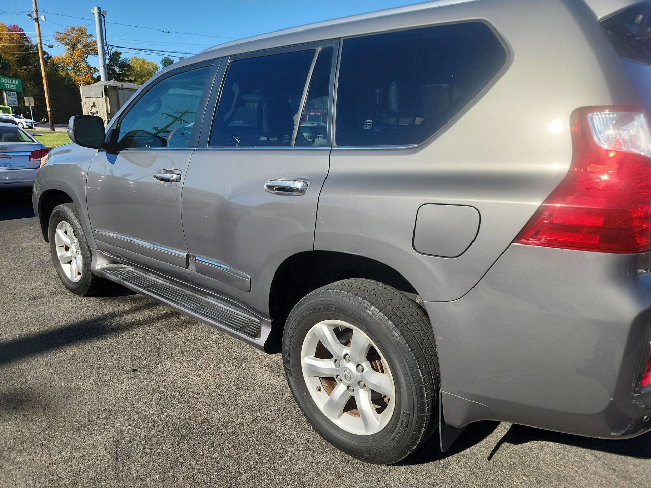 Used 2013 Lexus GX 460 image 7