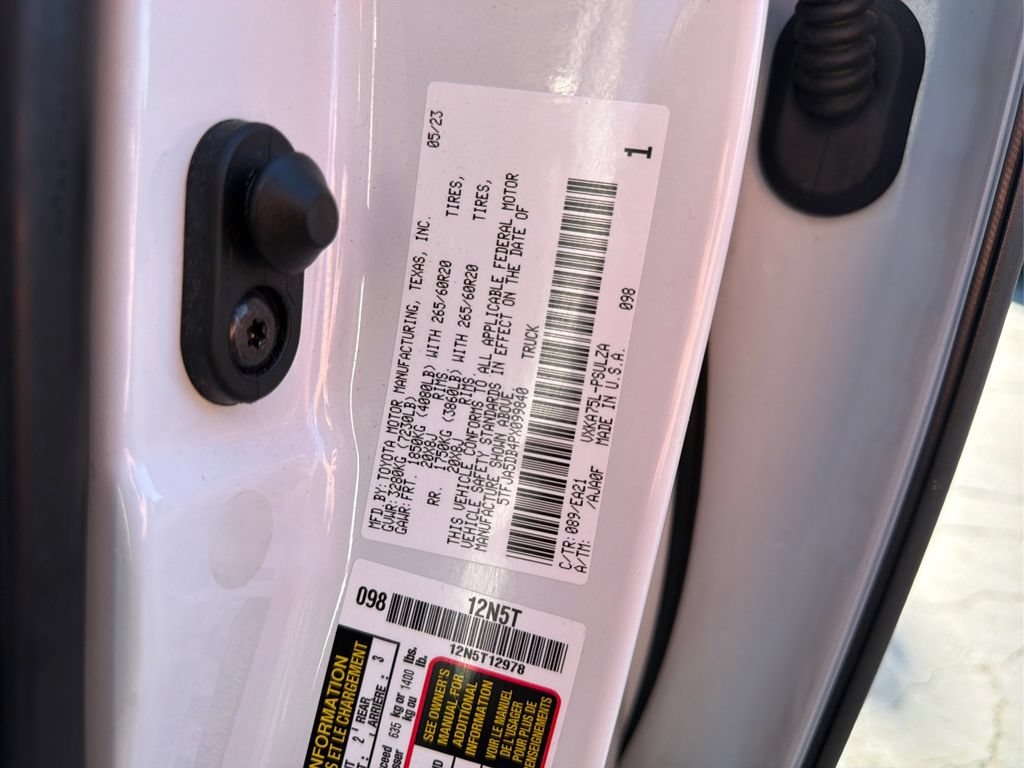 Used 2023 Toyota Tundra Limited AWD/4WD image 22