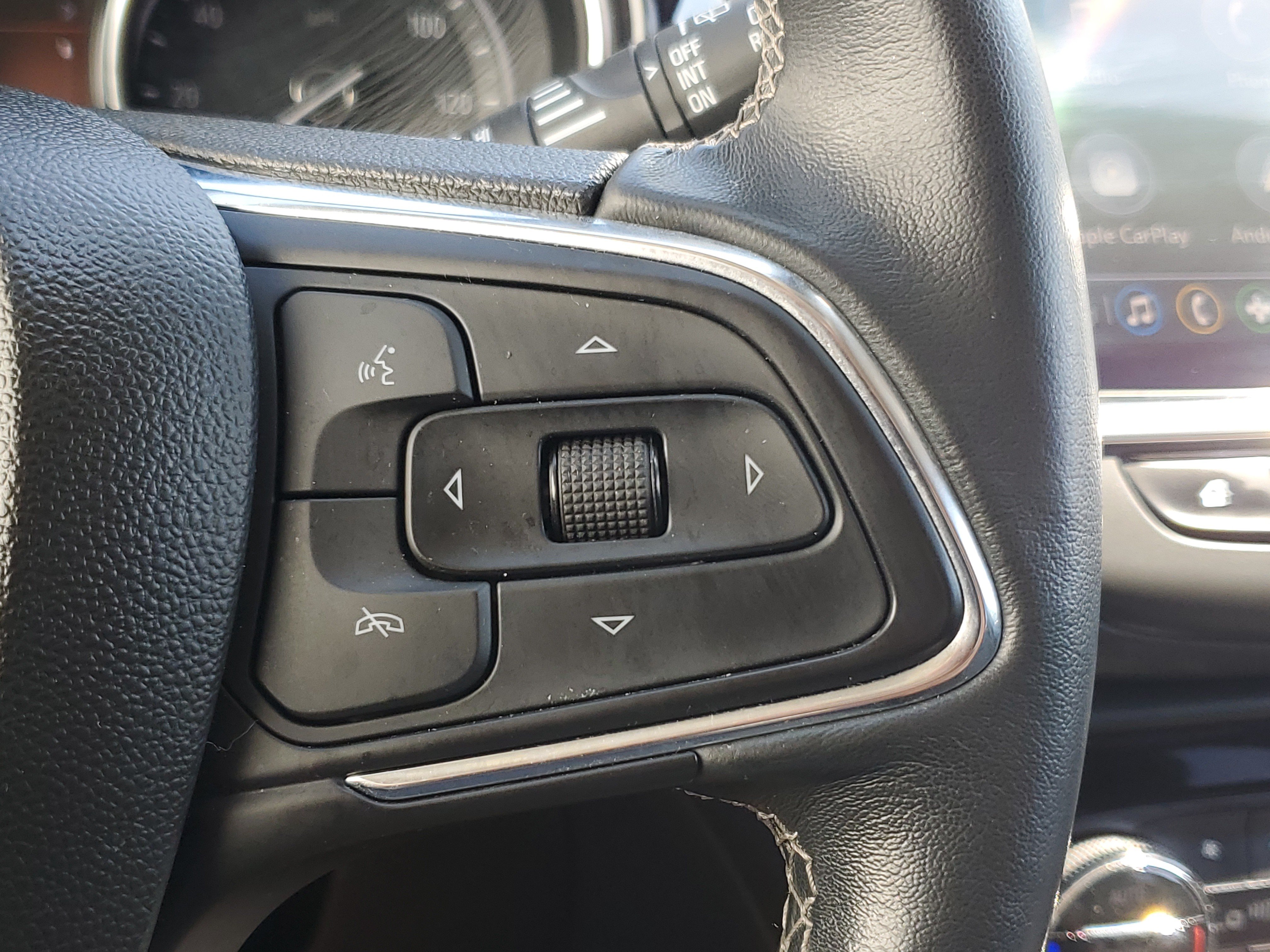 Used 2023 Buick Encore GX Select w/ Sport Touring Package FWD image 25