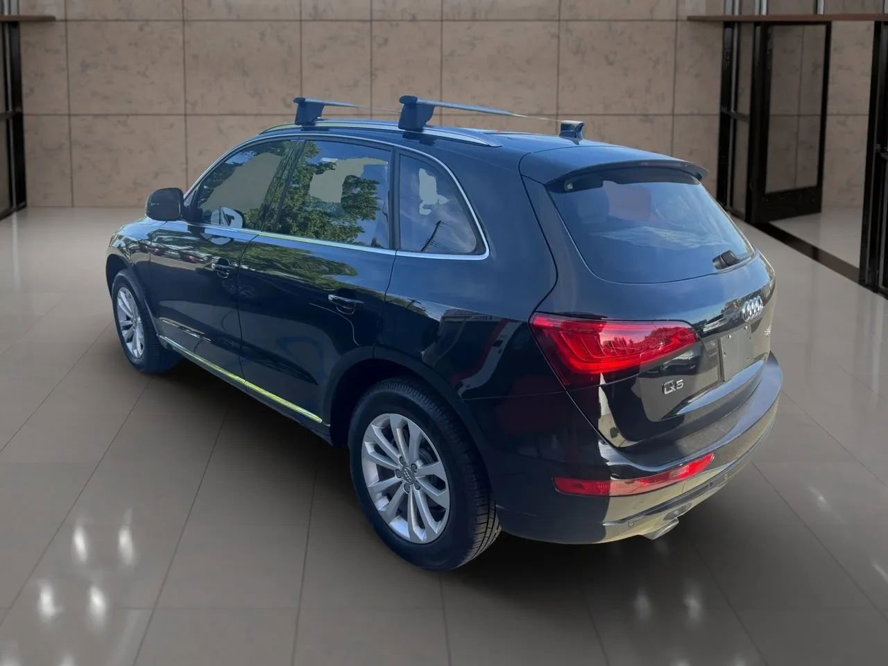 Used 2014 Audi Q5 2.0T Premium Plus w/ Premium Plus Package image 4