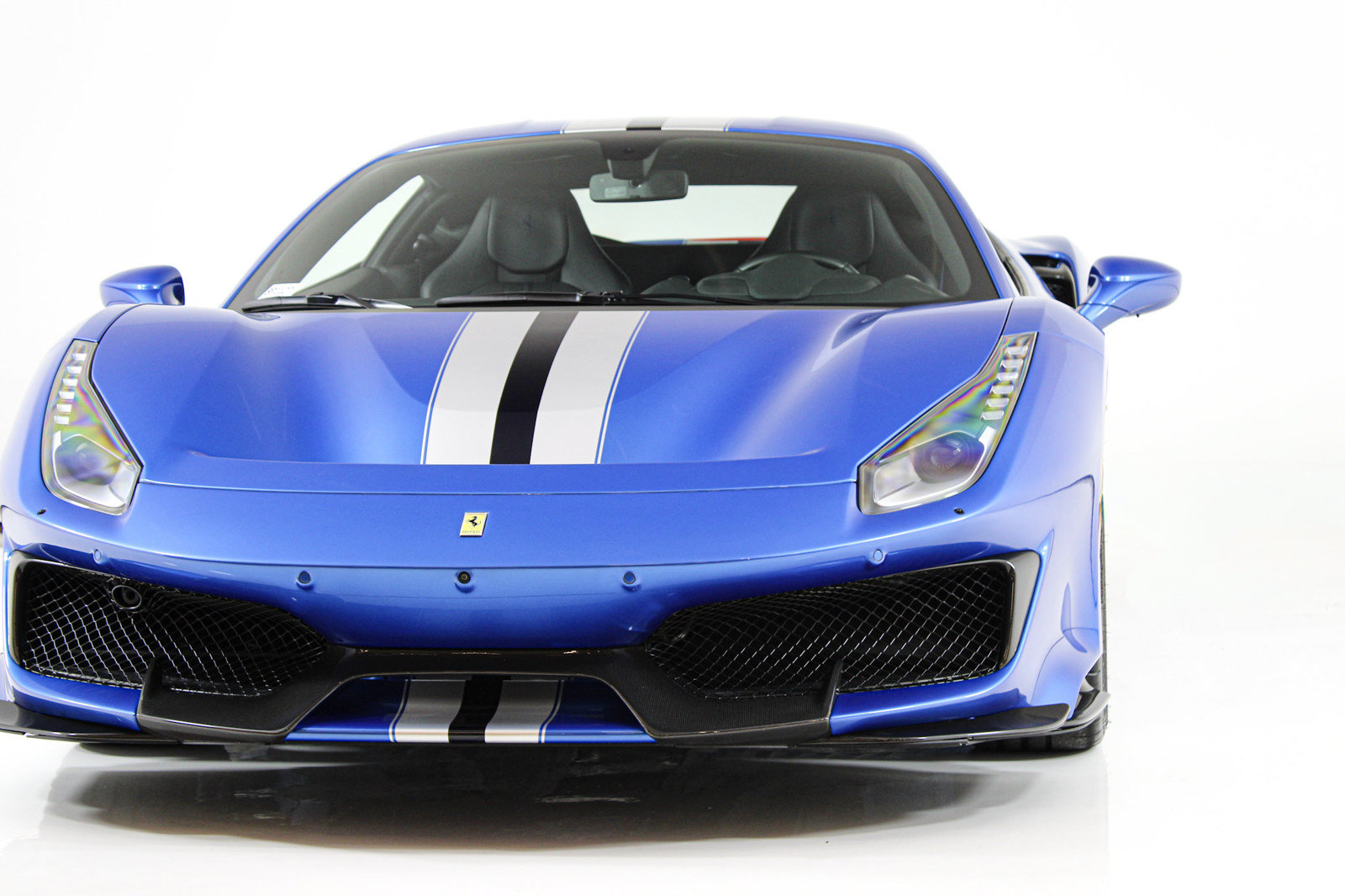 Used 2020 Ferrari 488 Pista Coupe RWD image 11