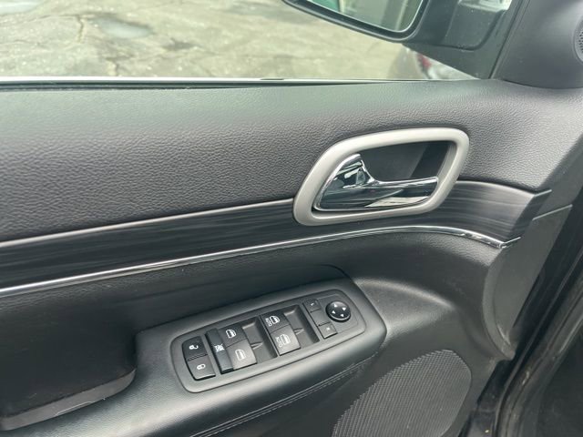 Used 2020 Jeep Grand Cherokee Limited w/ Luxury Group II image 20