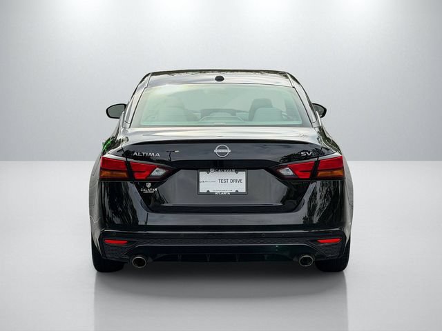Used 2023 Nissan Altima 2.5 SV w/ SV Premium Package FWD image 6