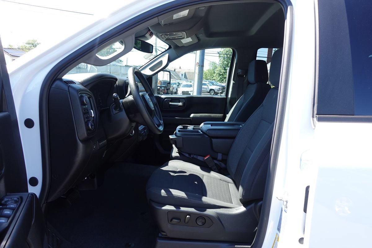 Used 2025 Chevrolet Silverado 2500 Custom w/ Custom Value Package AWD/4WD image 20