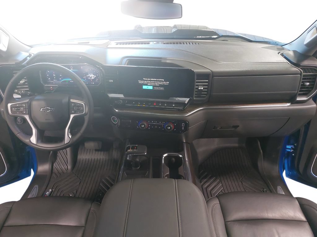 Used 2024 Chevrolet Silverado 1500 LT Trail Boss w/ LT Trail Boss Premium Package AWD/4WD image 9