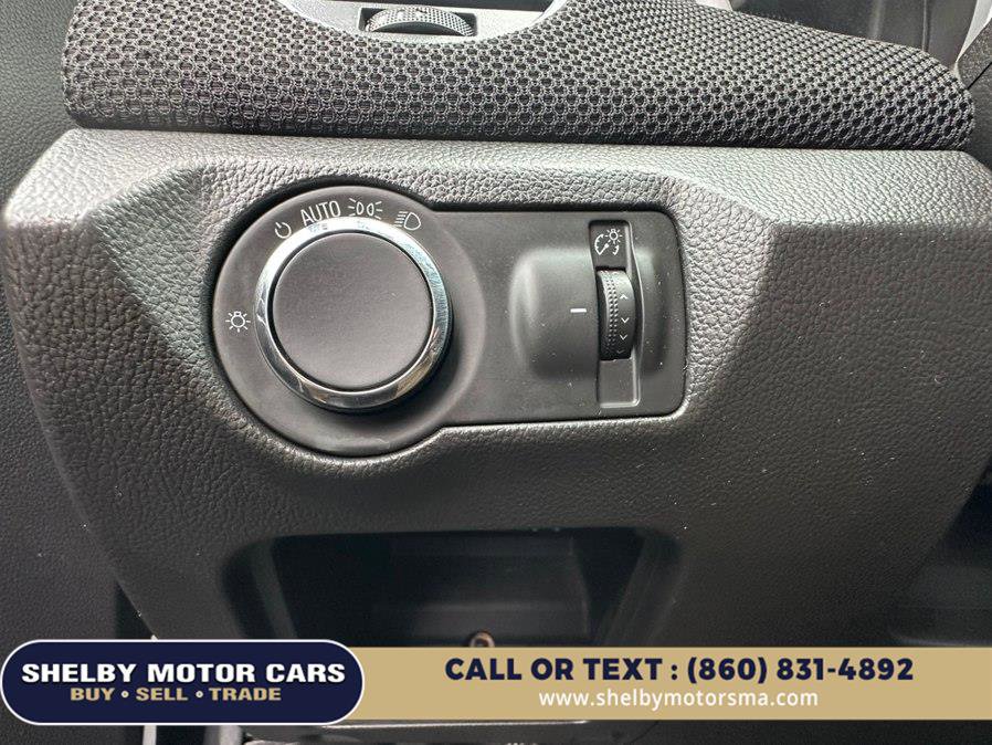 Used 2015 Chevrolet Cruze LT image 14
