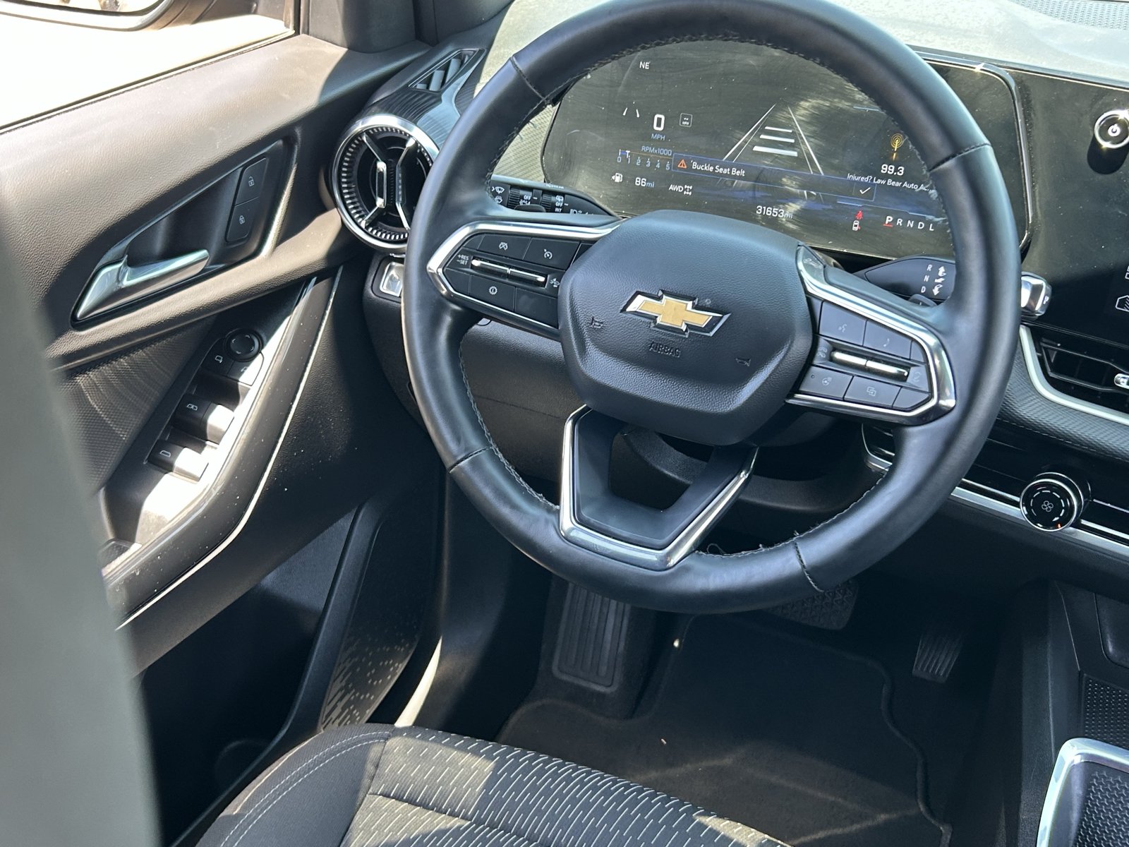 Certified 2025 Chevrolet Equinox LT AWD/4WD image 17