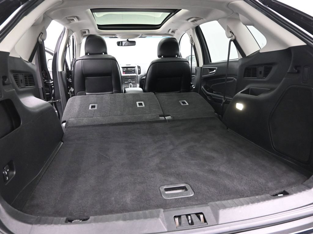 Used 2016 Ford Edge Titanium w/ Equipment Group 301A image 21