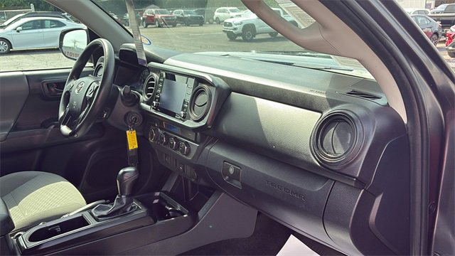 Used 2022 Toyota Tacoma SR image 27