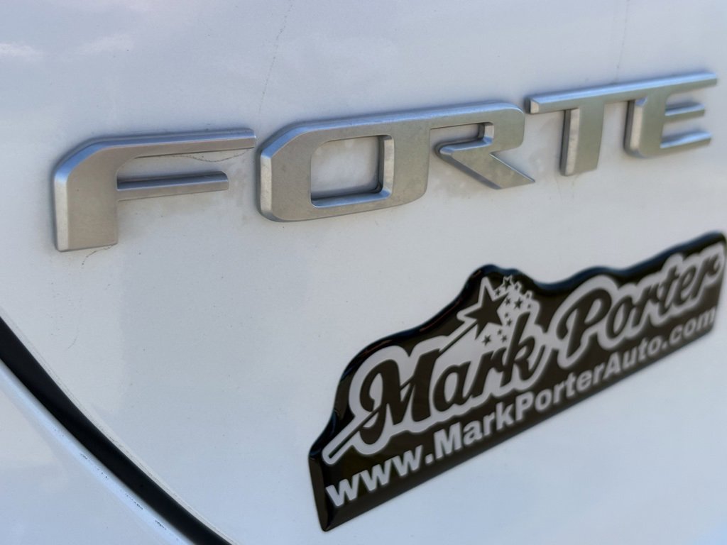 Used 2022 Kia Forte GT-Line image 14