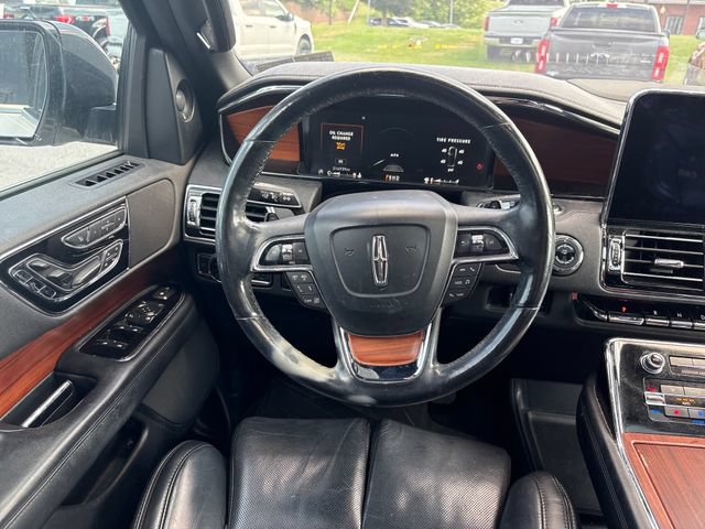 Used 2019 Lincoln Navigator L Reserve AWD/4WD image 14