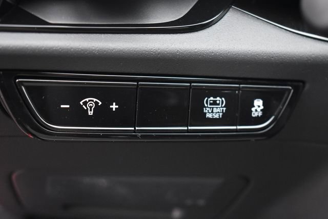 New 2026 Kia Niro EX image 23