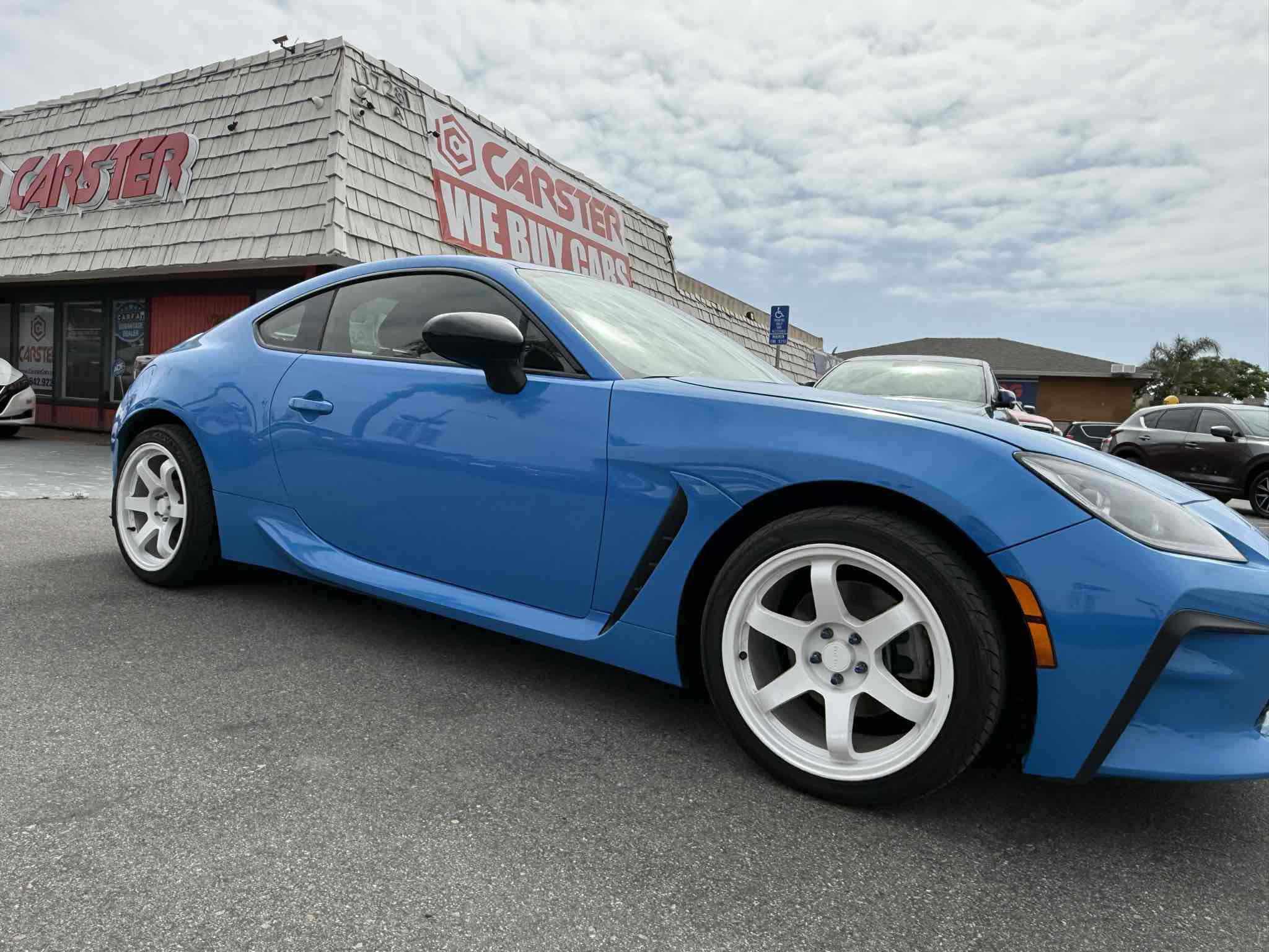 Used 2022 Toyota GR86 Premium RWD image 5