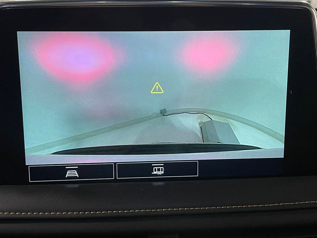 Used 2021 GMC Yukon AT4 image 4