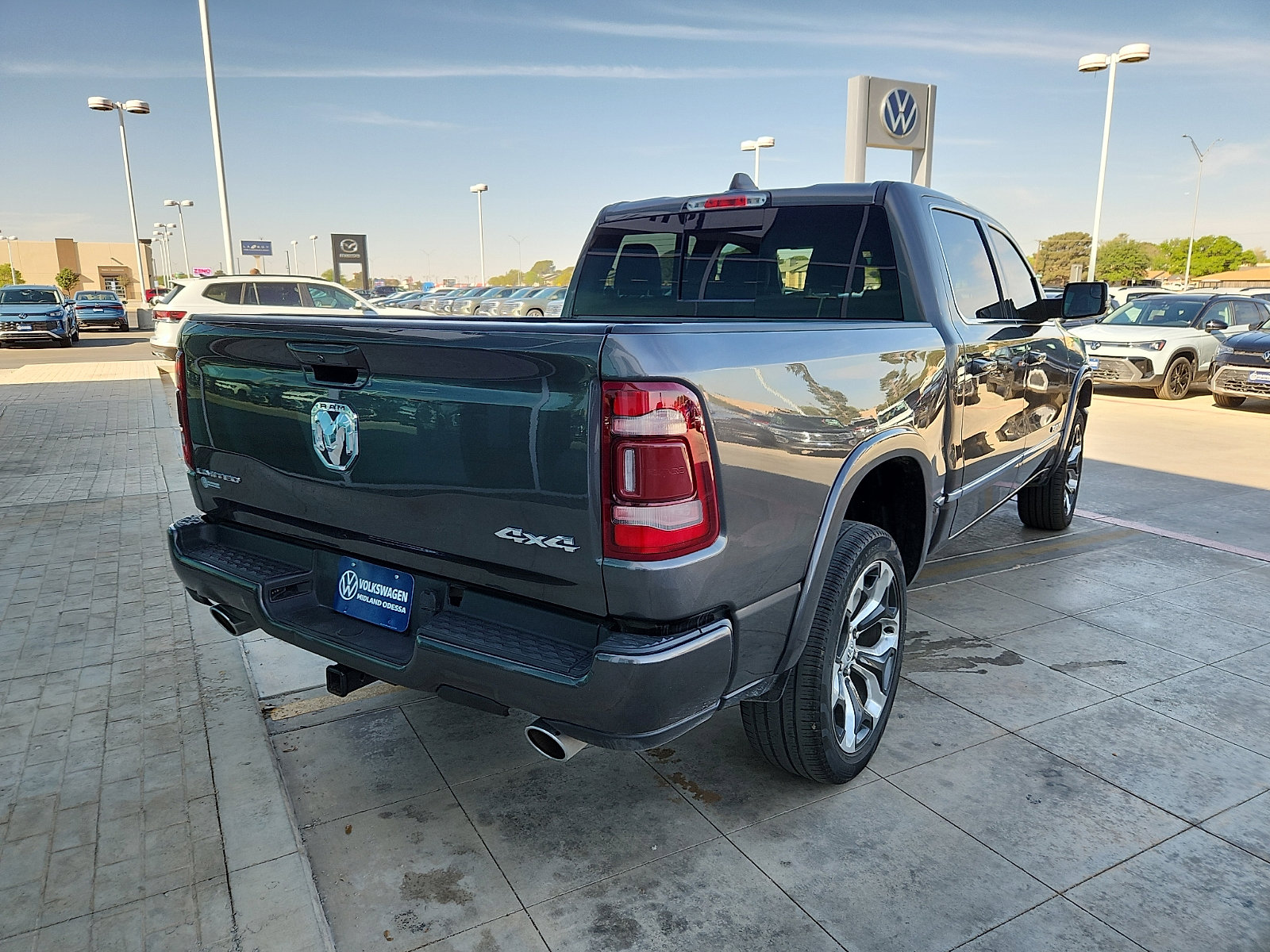 Used 2024 RAM 1500 Limited w/ Trailer Tow Group image 7