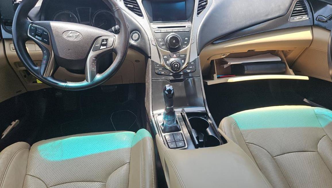 Used 2013 Hyundai Azera w/ Technology Pkg FWD image 13