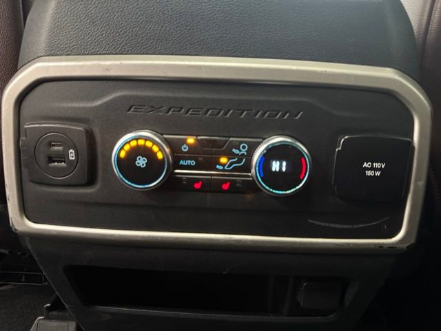 Used 2023 Ford Expedition Limited AWD/4WD image 29