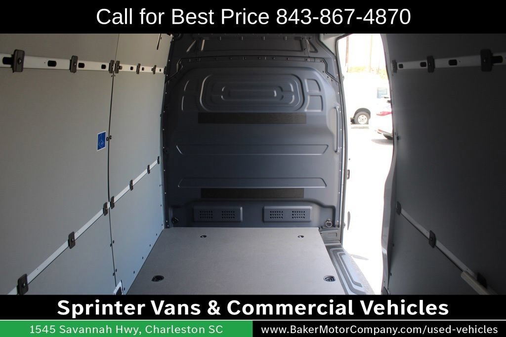 Used 2024 Mercedes-Benz Sprinter 2500 image 23