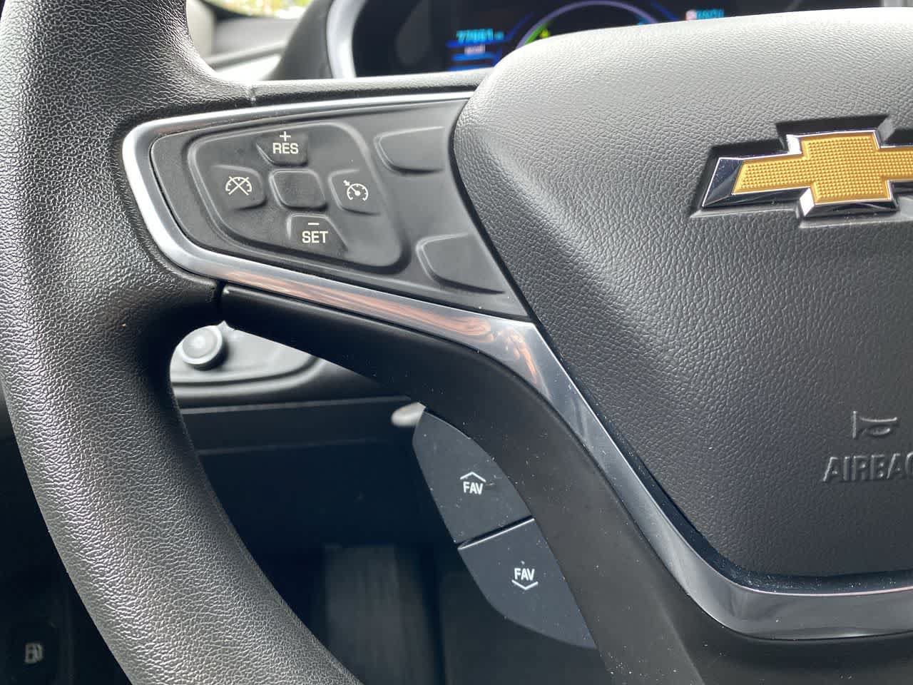 Used 2018 Chevrolet Volt LT FWD image 20