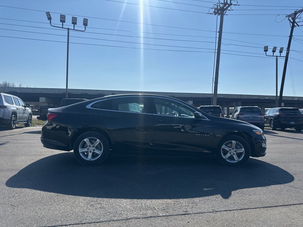 Used 2024 Chevrolet Malibu LT FWD image 6