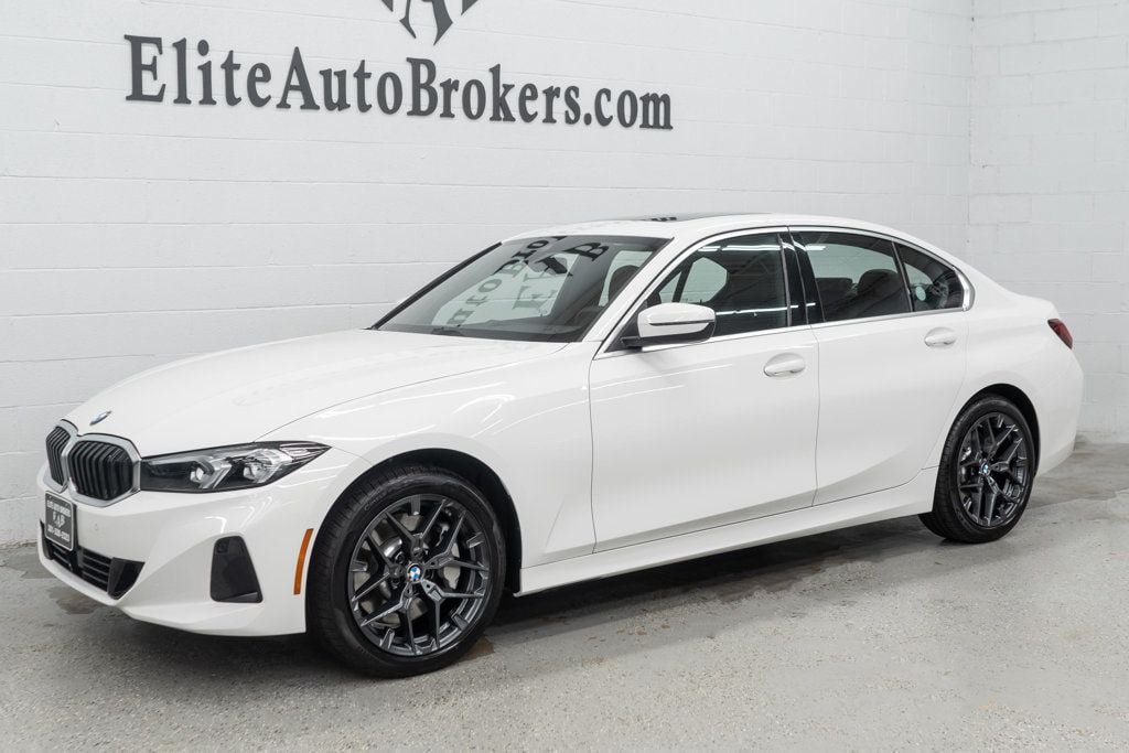 Used 2026 BMW 330i xDrive Sedan AWD/4WD image 40