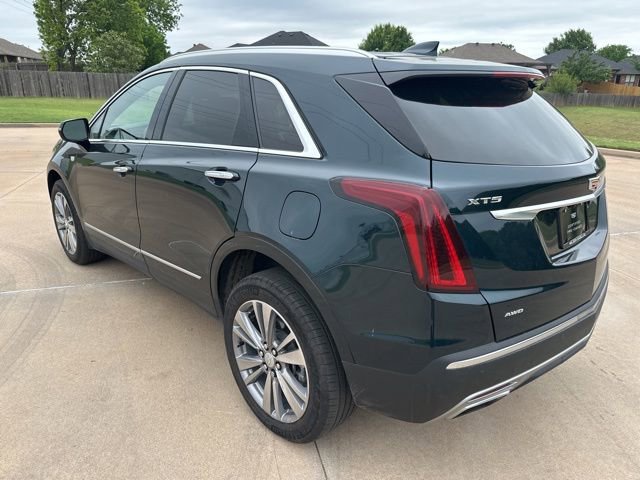 Certified 2024 Cadillac XT5 Premium Luxury w/ LPO, Floor Liner Package AWD/4WD image 3