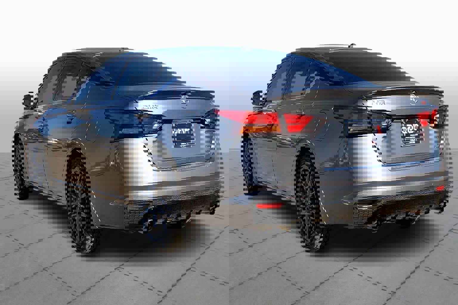 Used 2023 Nissan Altima 2.0 SR image 24