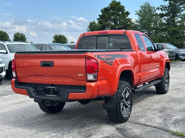 Used 2017 Toyota Tacoma TRD Sport w/ Tow Package (A/T) AWD/4WD image 7