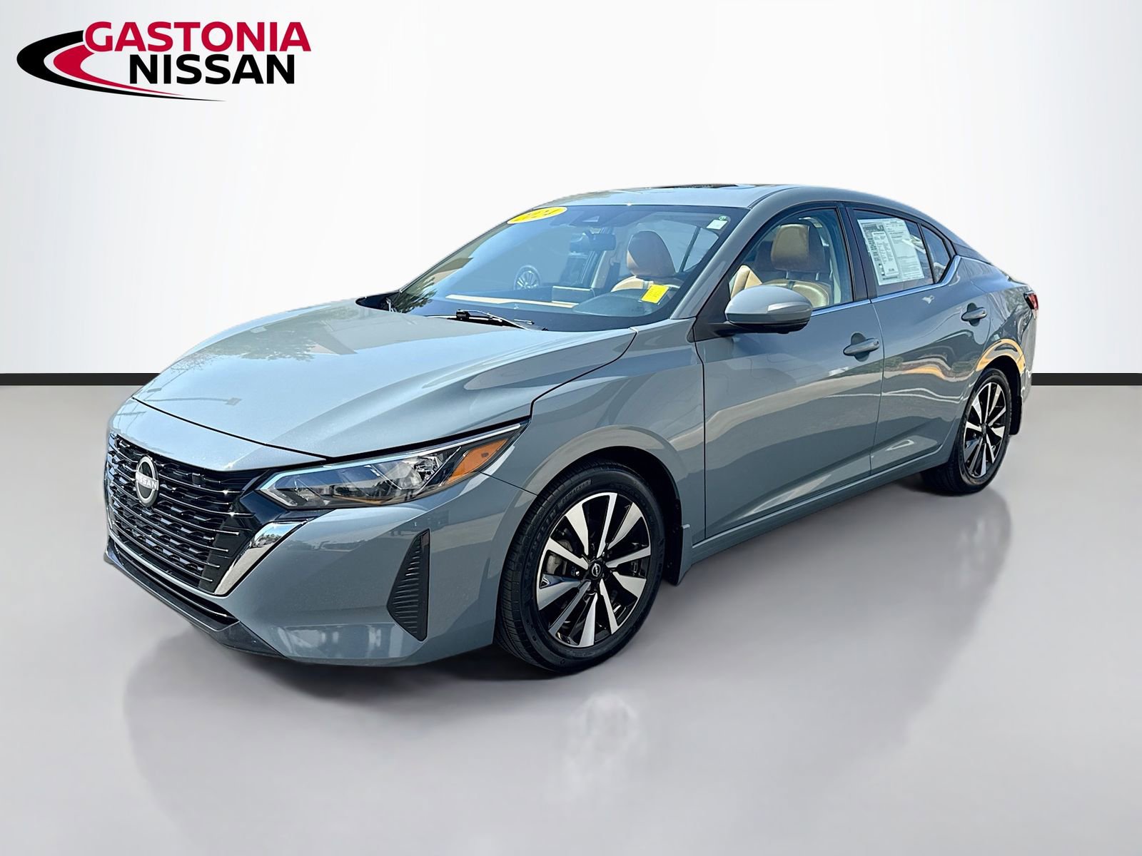 Used 2024 Nissan Sentra SV w/ SV Premium Package image 3