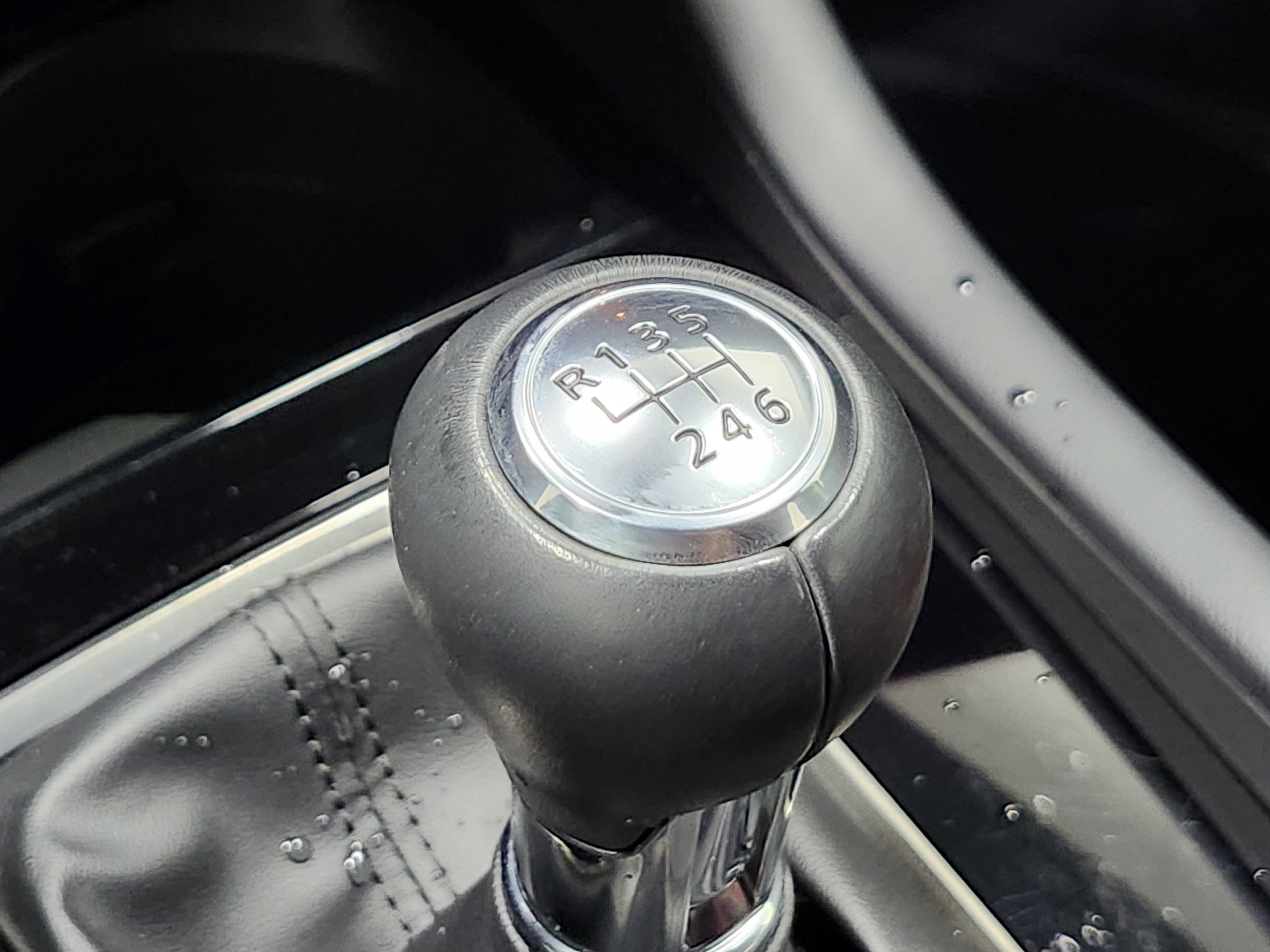 Used 2025 MAZDA MAZDA3 2.5 S Hatchback w/ Premium Pkg image 29
