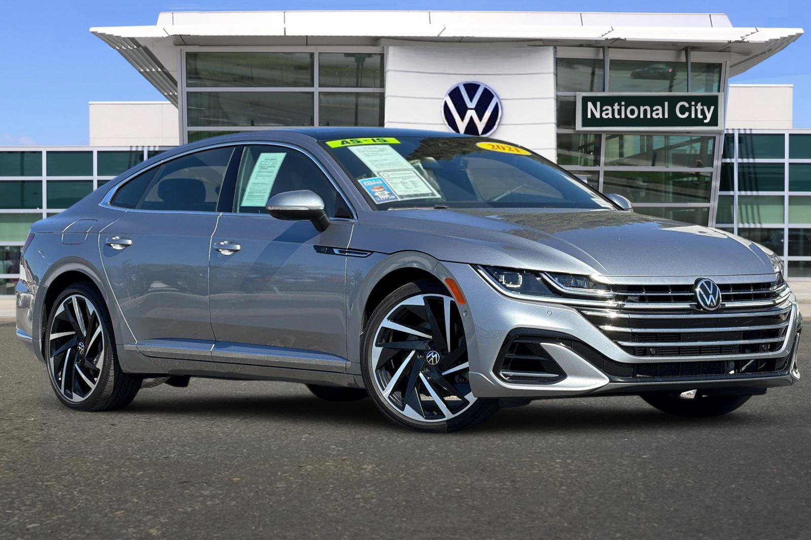 Used 2021 Volkswagen Arteon SEL Premium AWD/4WD image 2