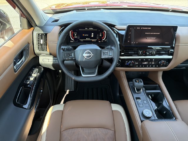 New 2026 Nissan Pathfinder Platinum AWD/4WD image 27