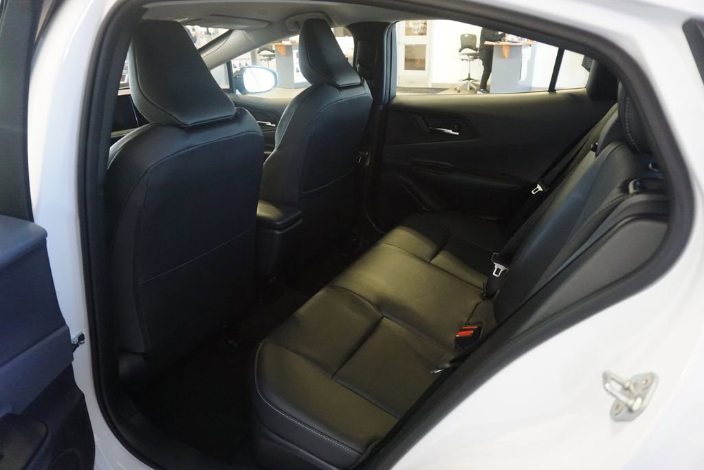 Used 2024 Toyota Prius XLE AWD/4WD image 21