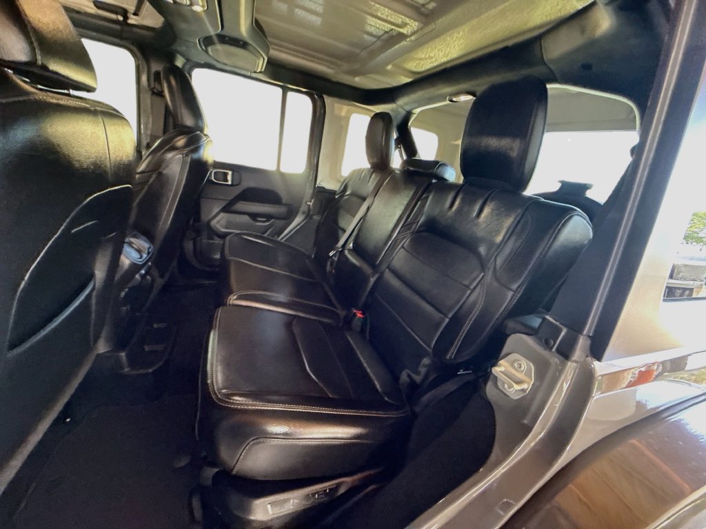 Certified 2023 Jeep Wrangler Unlimited Sahara w/ Cold Weather Group AWD/4WD image 27
