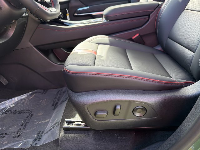 New 2027 Chevrolet Traverse RS AWD/4WD image 26
