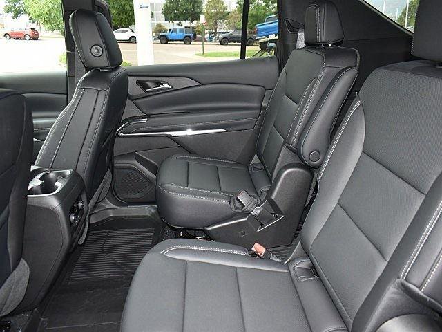 New 2026 Chevrolet Traverse LT w/ Driver Confidence Package image 9
