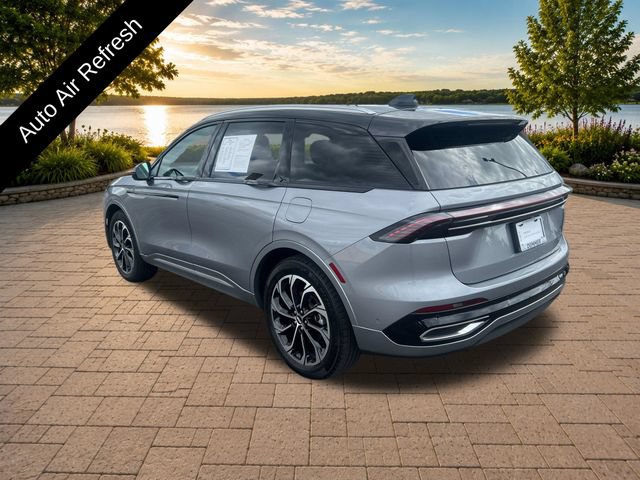 Certified 2024 Lincoln Nautilus Reserve w/ Equipment Group 202A AWD/4WD image 4